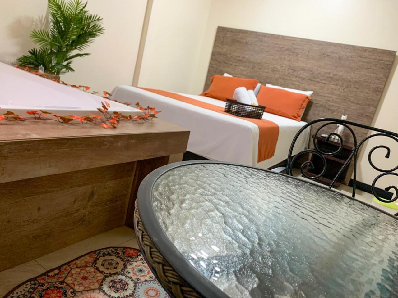 Hotel Las Mercedes Airport-Quito Tababela Zewnętrze zdjęcie